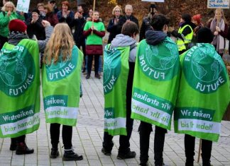 Enge Zusammenarbeit der "Fridays for future"-Ortsgruppen: Der Protest am 3. Januar wird die erste kreisübergreifende Demo im Kreis Mettmann. Foto: André Volkmann