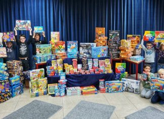Die Grundschule Nordstadt ist mit einer kompletten Spielesammlung ausgestattet worden. Foto: GS Nordstadt