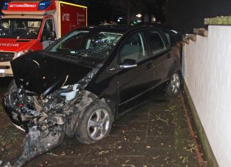 Die A-Klasse des 76-Jährigen wurde im Frontbereich etark beschädigt. Foto: Polizei