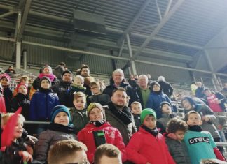 Rund 40 "Fans" aus Wülfrath waren zu Gast beim Heimspiel der Fortuna. Foto: Privat
