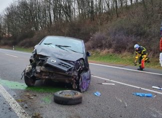 Auf der A535 hat sich ein Unfall ereignet, bei dem eine 31-Jährige Autofahrerin ums Leben gekommen ist. Foto: Feuerwehr Velbert
