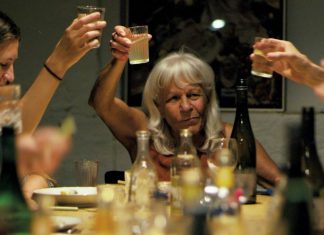 "Frau Stern" ist ein Film über das Älterwerden. Bild: Neue Visionen Filmverleih