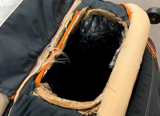 Mithilfe dieses präparierten Kinderwagens wollte die Diebe Beute machen. Foto: Polizei
