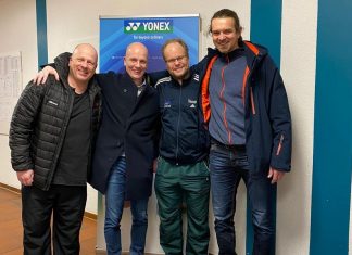 Die Siegerehrung nach dem Turnier: Ortwin Klipper, Anfried Klipper, Tero Nissinen und Mathias Huning. Foto: privat