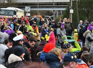 Am Rosenmontag wird es voll in Rohdenhaus. Archivfoto: Mathias Kehren