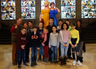 Die Ratinger Kulturrucksack-Gruppe erkundete den Düsseldorfer Kunstpalast. Foto: Stadt Ratingen