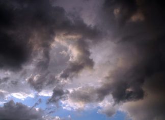 Der Deutsche Wetterdienst warnt vor Sturmböen. Symbolfoto: pixabay