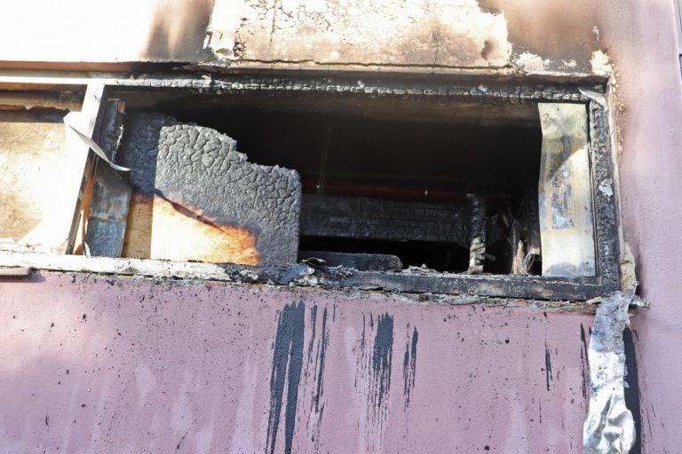 Feuerwehr in Langenfeld rückt zu Brand in einer Spielhalle
