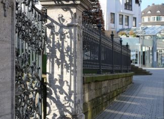 Die evangelische Kirchengemeinde informiert über beschlossene Präventionsmaßnahmen. Foto: André Volkmann