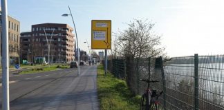 An der Promenade in Monheim am Rhein ereignete sich der Unfall. Symbolfoto: Polizei