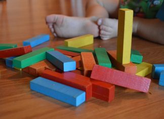 Die Stadt Erkrath informiert über die aktuellen Anpassungen bezüglich der Not-Kinderbetreuung von Eltern mit Berufen in der sogenannten kritischen Infrastruktur. Foto: pixabay