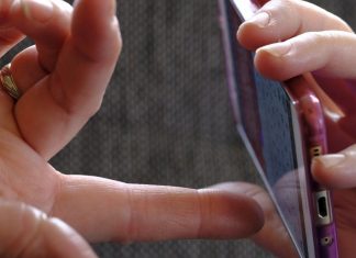 Die Beratungsstellen der Stadt Erkrath bleiben telefonisch erreichbar. Foto: pixabay