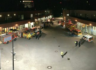 Auf dem Hof der Hauptfeuer- und Rettungswache in Ratingen versammelten sich die Feuerwehren aus dem Kreis Mettmann. Foto: Feuerwehr Ratingen
