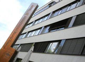 Strenge Schutzmaßnahmen gelten angesichts der Coronavirus-Lage im Mettmanner Krankenhaus. Foto: André Volkmann
