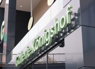 In den Lagerbereich eines Supermarktes an der Talstraße sind zwei Männer eingebrochen. Foto: André Volkmann