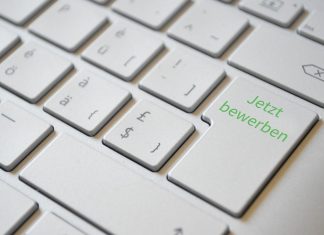Bewerbungen nehmen Unternehmen heute größtenteils über das Internet entgegen. Foto: pixabay