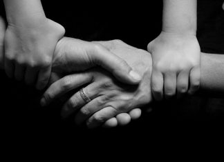 Familien stehen manchmal vor Herausforderungen - Beratungen können helfen. Foto: pixabay