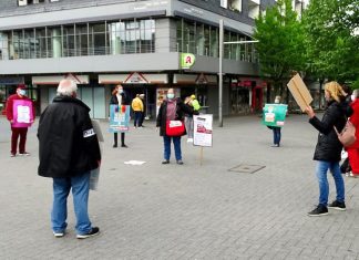 "Die Linke" hat in Velbert unter Corona-Bedingungen eine Kundgebung zum Tag der Arbeit veranstaltet. Foto: privat