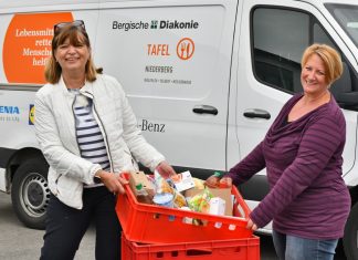 Die Tafel öffnet trotz Corona wieder ihre Ausgabestellen: Renate Zanjani und Tanja Högström haben das Konzept dahinter vorgestellt. Foto: Mathias Kehren