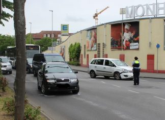Auf dem Berliner Ring in Monheim ereignete sich der Unfall. Foto: Polizei