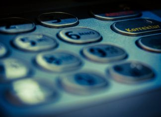 Nicht mehr nur am Automaten: Die Volksbank bietet wieder persönlichen Kundenservice. Foto: pixabay