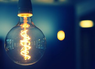 Aus dem Stromverbrauch von privaten, insbesondere aber gewerblichen und industriellen Kunden, liest Westnetz eine Belebung der Wirtschaft. Foto: pixabay