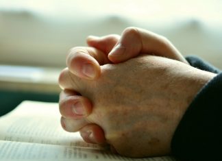 Die Freie evangelische Gemeinde in Wülfrath feiert am Pfingstsonntag einen Gottesdienst. Foto: pixabay