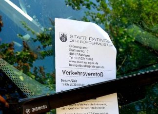 Bei Parkvergehen, die mit einem Bußgeld über 55 Euro geahndet werden müssen, erhalten Autofahrer in Ratingen aus Gründen der Transparenz eine solche Mitteilung. Foto: Stadt Ratingen