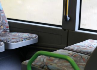 Der Landkreistag sieht eine finanzielle Schieflage im ÖPNV-Sektor. Foto: André Volkmann