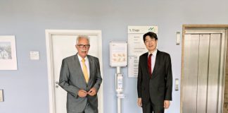 Landrat Thomas Hendel empfängt Generalkonsul Kiminori Iwama. Foto: Kreis Mettmann
