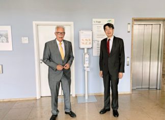 Landrat Thomas Hendel empfängt Generalkonsul Kiminori Iwama. Foto: Kreis Mettmann