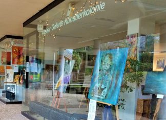 Die "Künstlerkolonie" an der Looker Straße in Velbert-Langenberg informniert. Foto: privat