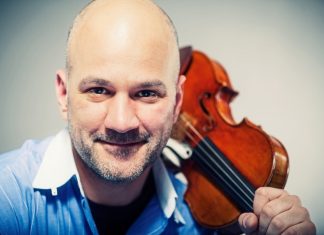 Als Solist ist der Erste Konzertmeister Nikolai Mintchev zu Gast. Foto: Dirk Sengotta