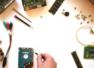 Engagierte Handwerker helfen bei Technikproblemen aller Art. Foto: pixabay