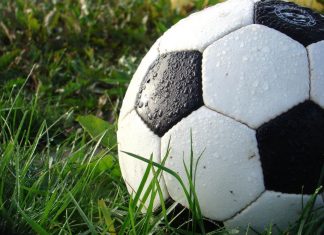 In der kommenden Saison rollt das Leder für die Wülfrather in der Landesliga. Foto: pixabay