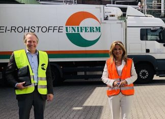 Michaela Noll MdB und Uniferm-Geschäftsführer Jan Moormann. Foto: Büro Noll