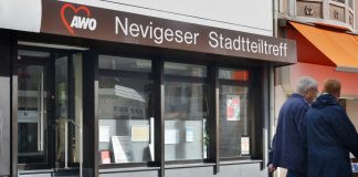 Das Team des AWO-Stadtteiltreffs Neviges informiert. Archivfoto: Mathias Kehren