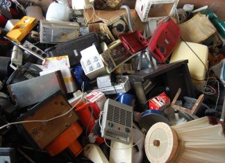 Elektroschrott: Die Container für Kühl- und Gefriergeräte sind voll. Symbolbild: pixabay