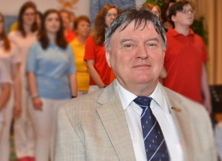 Manfred Hagling freut sich schon auf den Unterricht mit den Kulturstrolchen. Archivfoto: Mathias Kehren