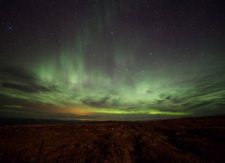 gezeigt werden unter anderem Fotografien, so wie diese Aufnahme der Polarlichter. Foto: Rolf Werder
