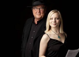 Lutz Görner (Sprache) und Nadia Singer (Klavier) gastieren in Ratingen. Bildrechte: Künstler