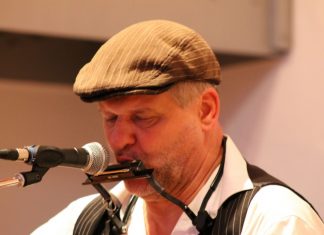 Dr. Mojo auf der Bühne. Fotorechte: Künstler