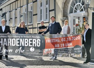 Mike Klatt (Querfeld-Beat), Matthias Stephany (Sparkasse HRV), Linda Frenzel (Kulturloewen), Andreas Falke (AER), Olaf Knauer und Daniela Hantich (beide Velbert Marketing) sowie Özlem Tekgül (AER) sind die Unterstützer und "Macher" von Hardenberg Open-Air. Foto: Mathias Kehren