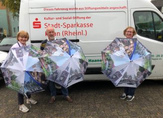 Der Schirm zeigt acht Motive aus der Gartenstadt. Foto: Privat