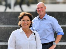 Esther Kanschat gegen Dirk Lukrafka heißt es bei der Stichwahl um das Bürgermeisteramt in Velbert. Foto: Mathias Kehren