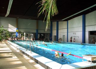 Das Hallenbad in der Mettmanner Innenstadt. Foto: Kreisstadt Mettmann