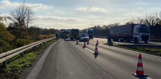 Der Einsatzbereich auf der A3 in Fahrtrichtung Oberhausen wurde gesperrt. Foto: Feuerwehr Ratingen