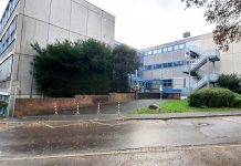 Das Gebäude der Carl-Fuhlrott-Realschule. Foto: Volkmann