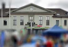Ein Blick auf das Rathaus in Heiligenhaus. Symbolfoto: Mathias Kehren