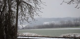 Im Kreis Mettmann kann es auch am Montag zu starken Schneefällen kommen. Die Kreisstadt mahnt zu Vorsicht. Foto: Volkmann